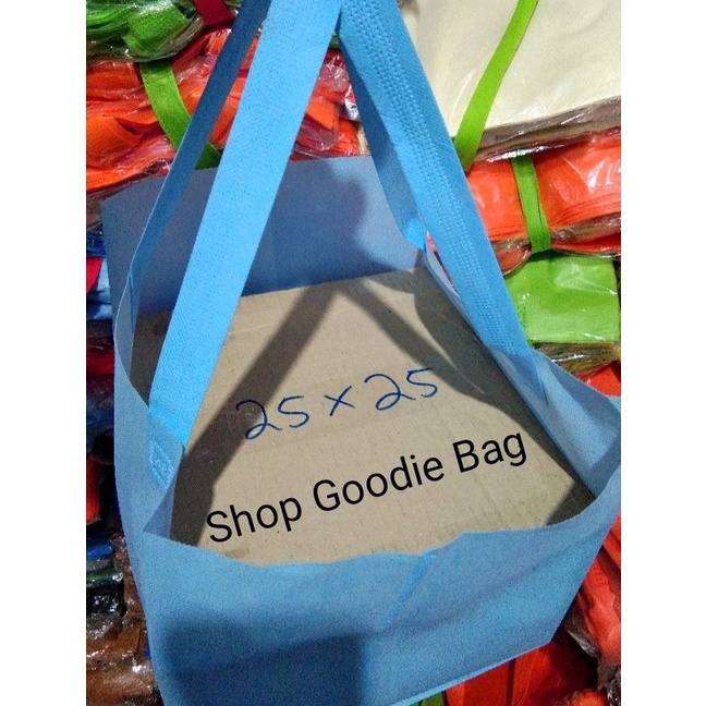 

✨ BISA COD ✨ Tas Spunbond membentuk Box 25 x 25 ( TLS40) + SABLON harga Perlusin