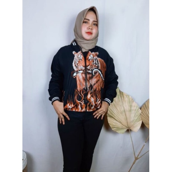 JAKET BOMBER BATIK PREMIUM SOLO-JAKET BATIK MOTIF MACAN KUJANG BATIK ASLI SOLO-JAKET PRIA DAN WANITA