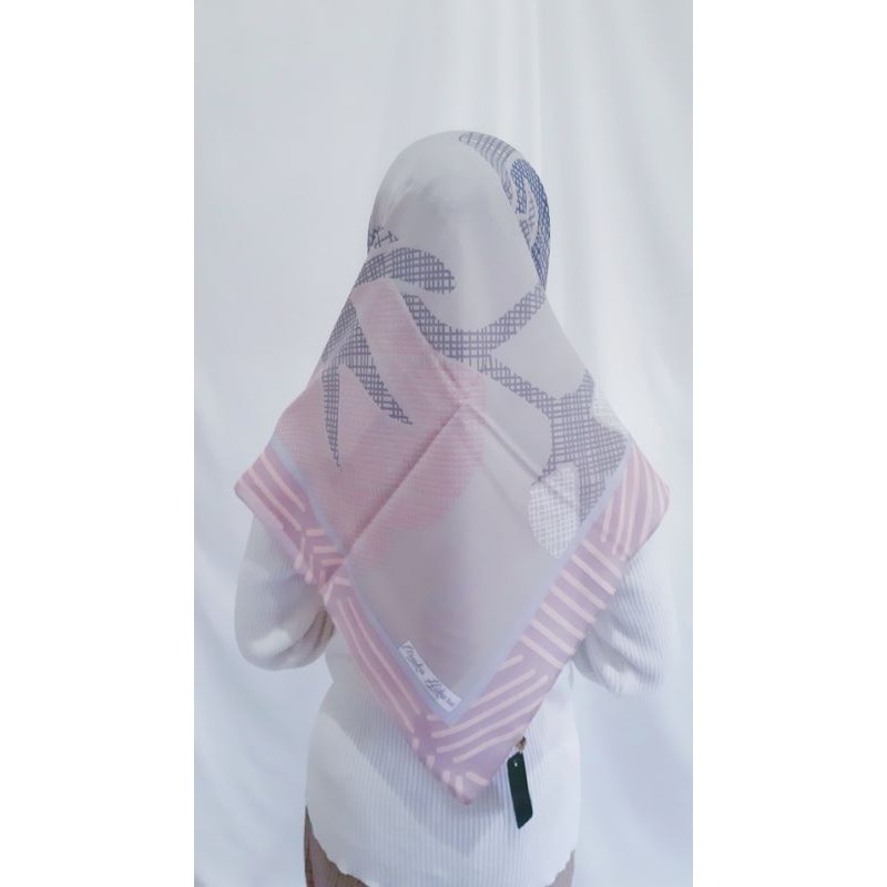 Hijab Segiempat by Signarica