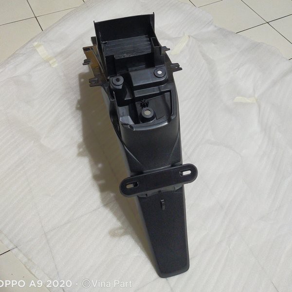 spakbor belakang suzuki satria Fu 150 original