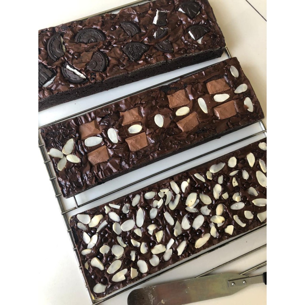 

Nanalittleoven Brownies Panggang Hampers