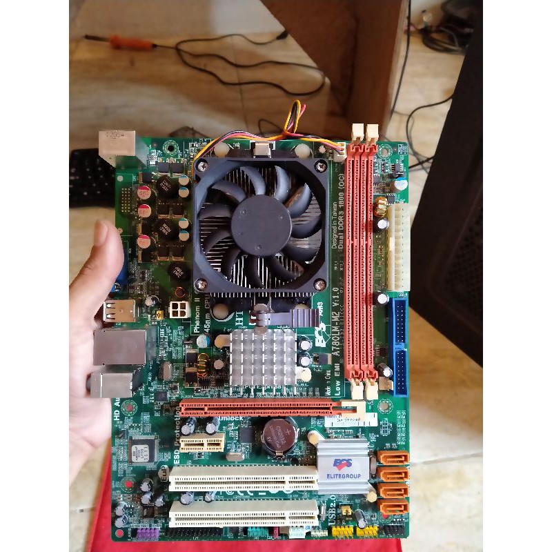 Motherboard amd ecs780 am3+proc x2 240 + fan + ram 8gb ddr3