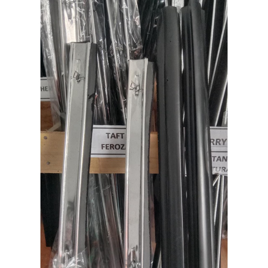 Ay00 Pelipit Pintu Kaca Mobil Taft Dan Feroza Elastis Karet