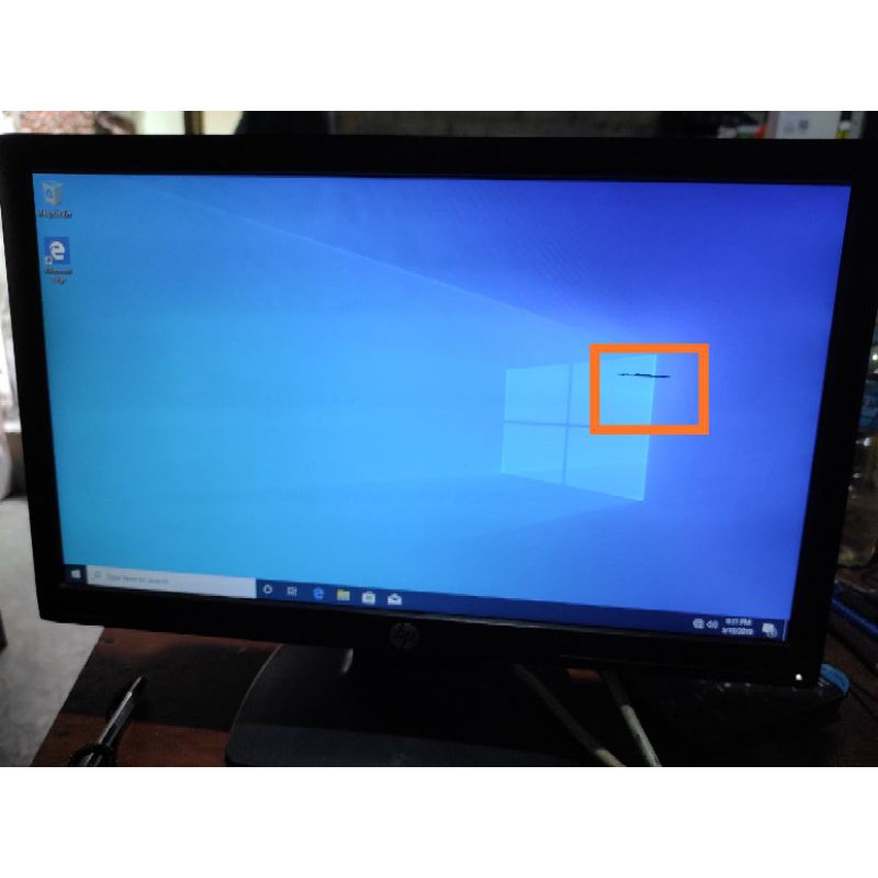 monitor led hp 19 in bonus kabel vga dan power