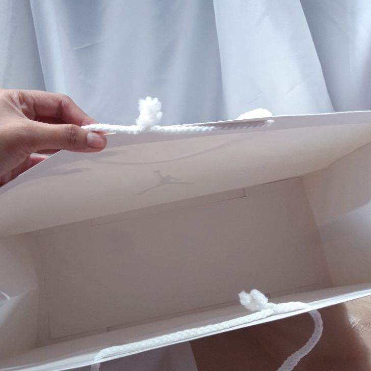 

[PROMO WDF63] Paper Bag dan Box Sepatu Air Jordan Paperbag Tas Nike Gift Wrapping Kotak Kado Terlaris