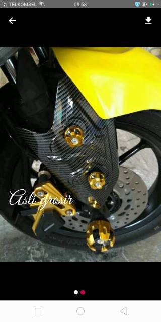 KUPING SPAKBOR DEPAN AEROX 155 CARBON IMPORT