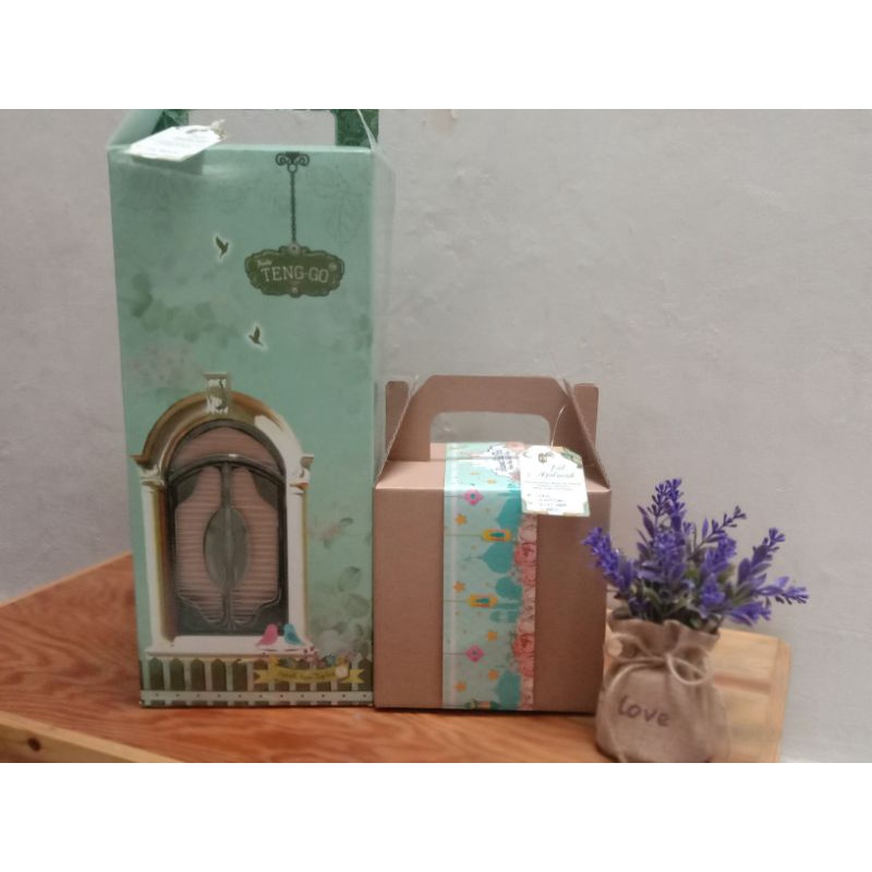 

Tambahan Hampers Kue Kering