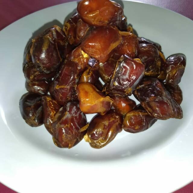 

Kurma kholas lezat dan eeeenaaaaauiikkknya
