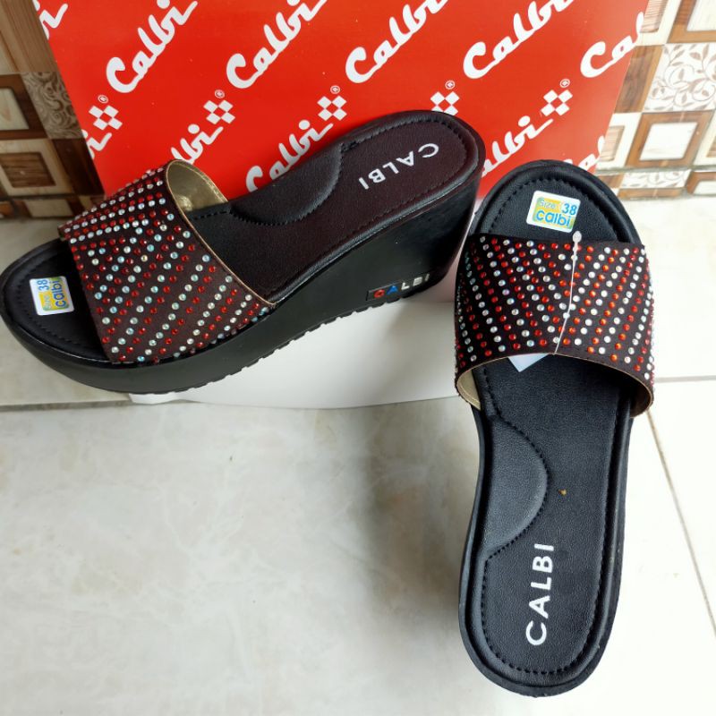 Sandal Wedges Calbi Slop Segitiga Tinggi 7cm