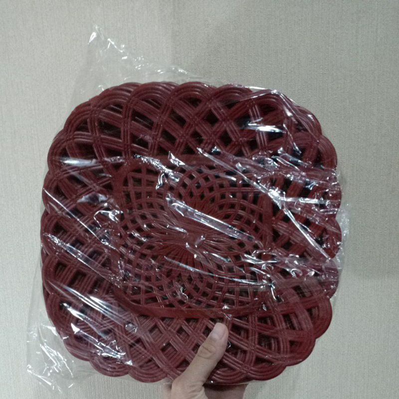 Piring Rotan Anyam Kotak Plastik Coklat isi 12pc