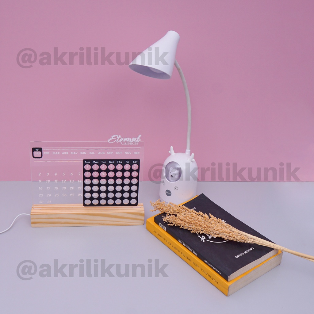 

Kalender Abadi Akrilik | Kalender Sepenjang Masa Akrilik + Lampu