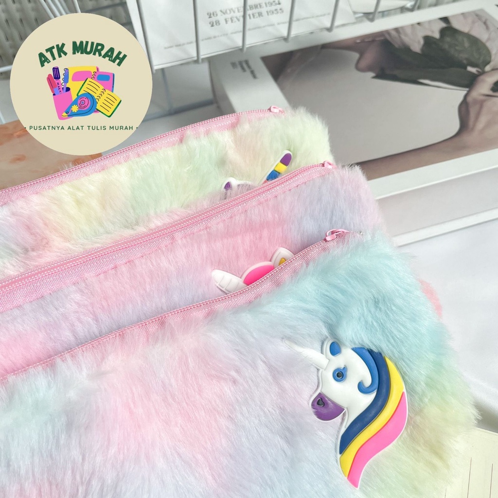 

Kotak pensil bulu Logo Unicorn pastel pencil case pastel fur warna rainbow bulu halus pom-pom lucu kekinian perlengkapan sekolah