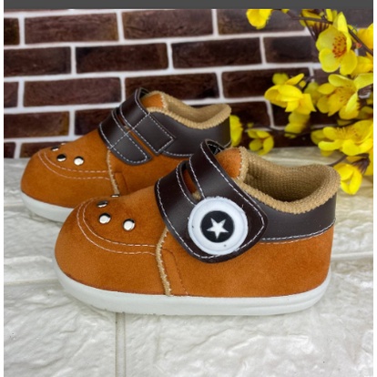 [TAMAN SEPATUKU] SEPATU TRENDY MURAH SNEAKER LUCU ANAK BUNYI USIA 1 2 TAHUN FAX02