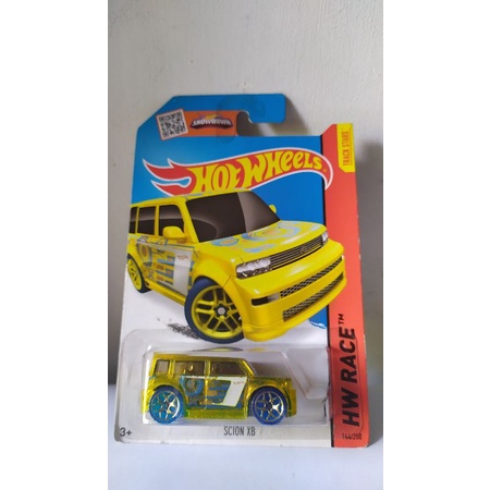 HOT WHEELS SCION XB ( LOOSE -  UNRIVET )