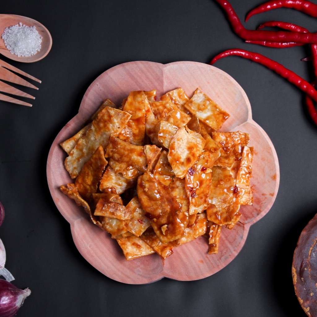 

Keripik singkong (Balung Kuwuk) / Keripik singkong lengket 300gr