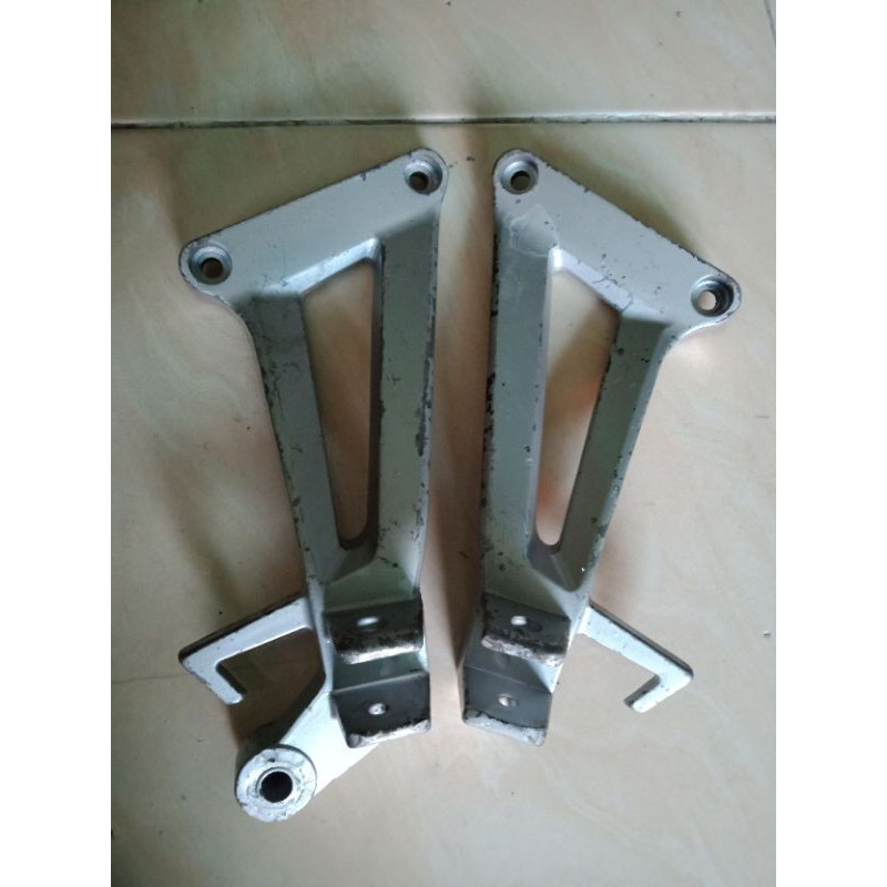 Postep bostep step footstep Dudukan pijakan kaki belakang CBR old PNP minerva