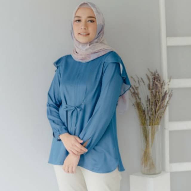 Emily blouse in denim / Emily blouse by wearing klamby / wearing klamby