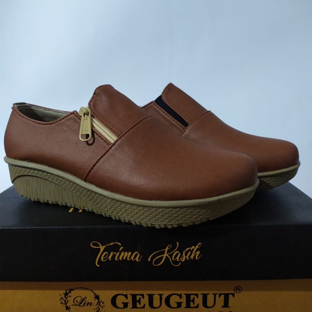 GEUGEUT - Sepatu Wanita//Sepatu Wanita Hitam//Sepatu Wanita Terbaru//Sepatu Wanita Murah//Sepatu Cewek Cewe//Sepatu Kasual Casual//Sepatu Santai//Sepatu Wanita Import Lokal