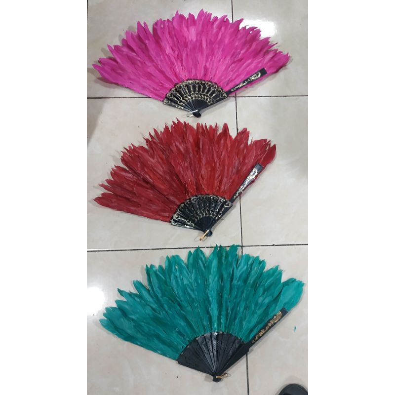 Sepasang Kipas Pagar Ayu Pengantin