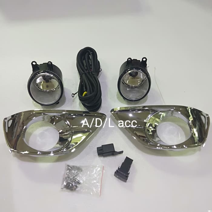 foglamp bumper depan lampu sorot kabut mobil toyata innova inova 2012 On