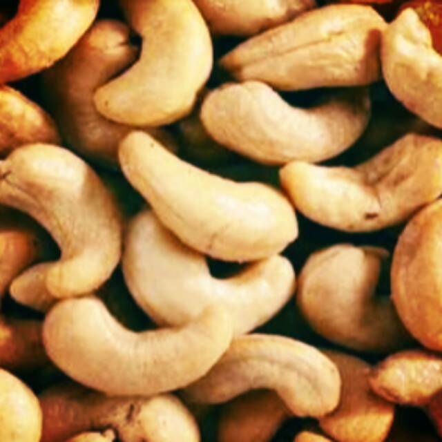 

Kacang Mede Mete Matang 100 gr