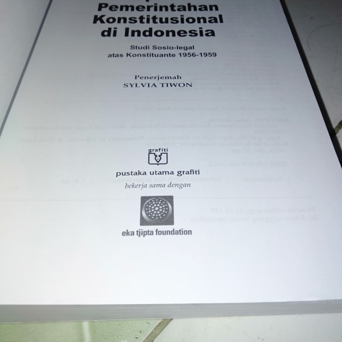 

PROMO!!! ASPIRASI PEMERINTAHAN KONSTITUSIONAL DI INDONESIA TERBARU