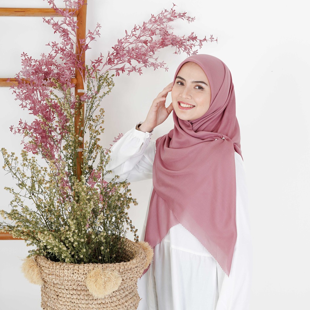 {deenay} hijab polos liza deenay rose tan -jilbab wanita cantik-115x115cm-kerudung ori