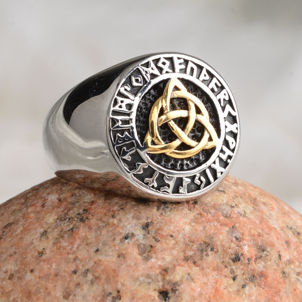 Cincin Gaya Vintage Punk Nordic Celtic Viking Bentuk Segitiga Untuk Pria