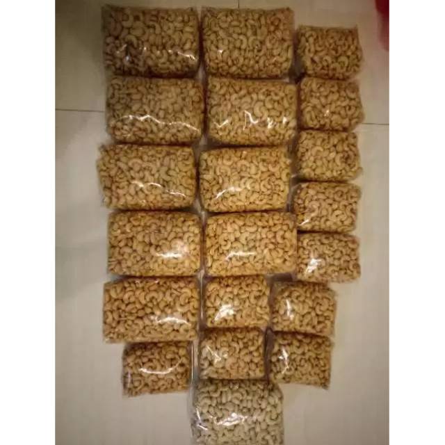 

Kacang mede goreng 1 kg atau 1000 gram