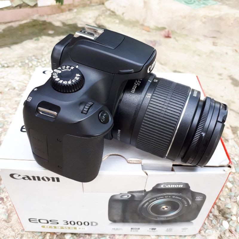 KAMERA CANON 3000D