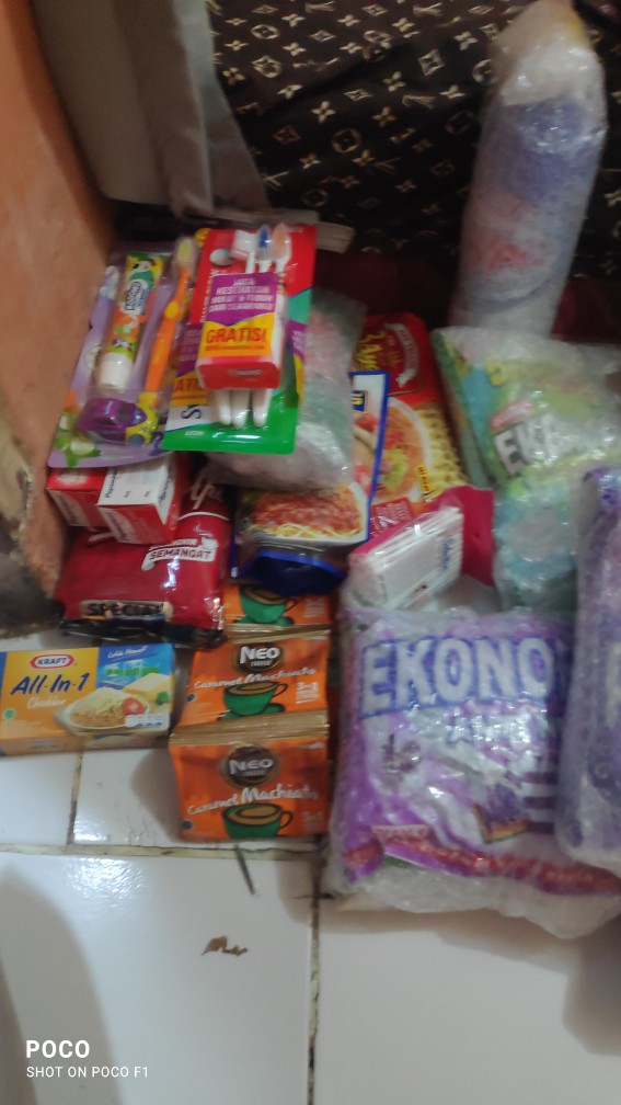 So Klin Lantai Pouch 800ml