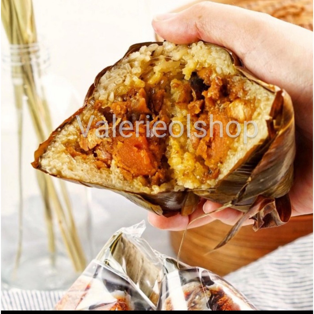 

bakcang ayam telur asin frozen HALAL