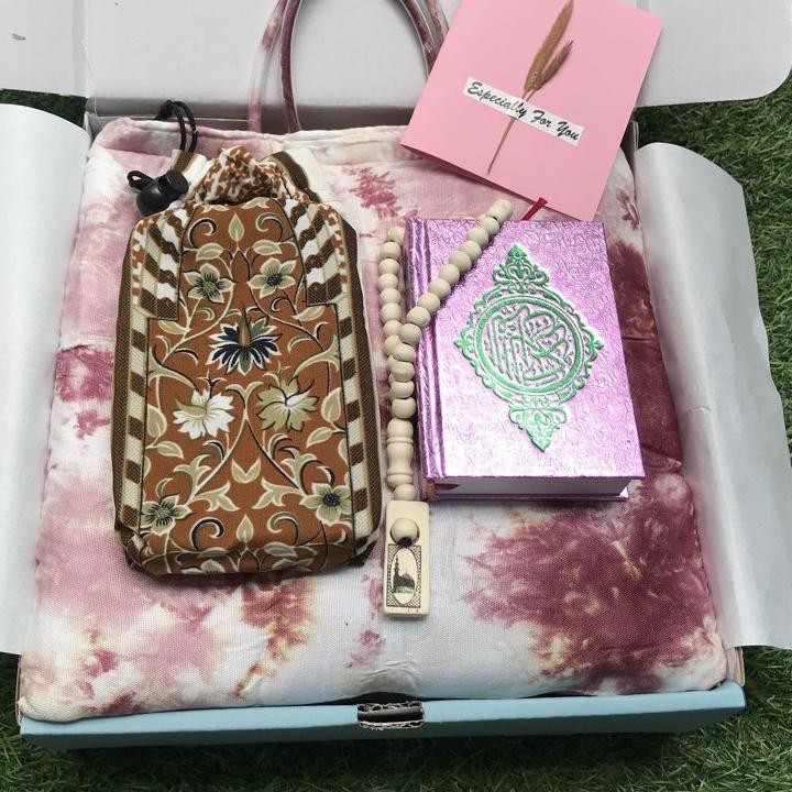 ♛  5.5♛ *Segera Dapatkan* Paket Alat Sholat/Alat Sholat Cewek/kado muslimah/kado ulang tahun/hampers