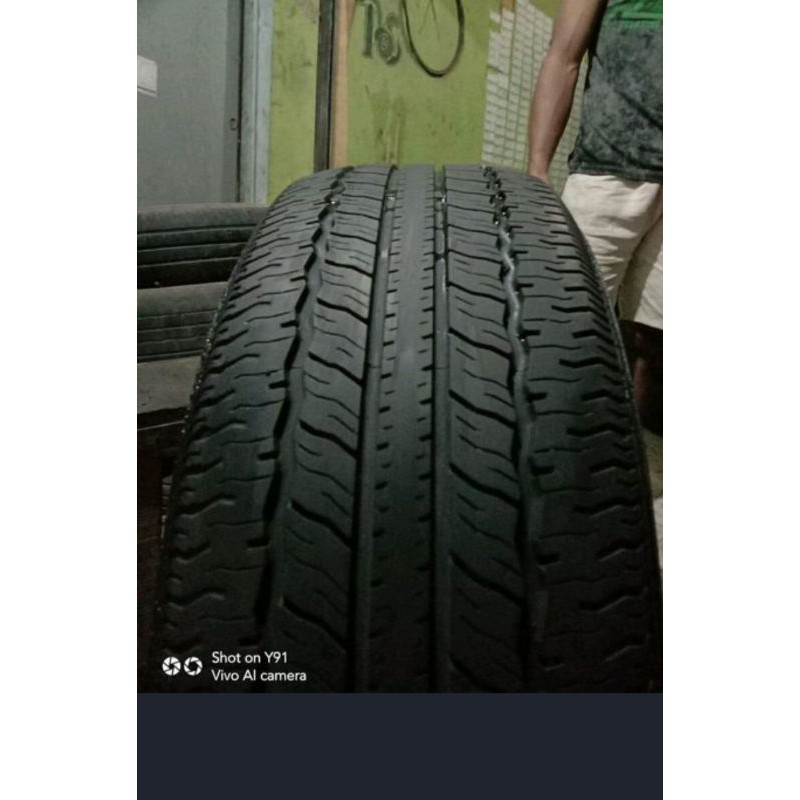 BAN MOBIL SECOUND 235/60 R17 ..