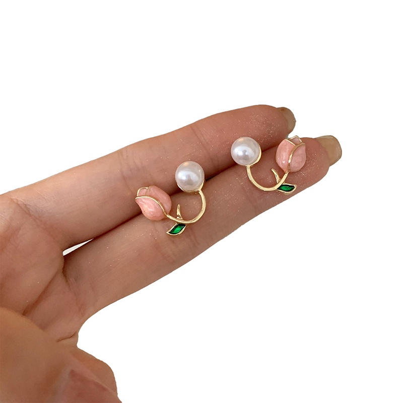 Fancyqube Anting Stud Desain Bunga Tulip Pink Aksen Mutiara Gaya Korea Untuk Wanita 2022