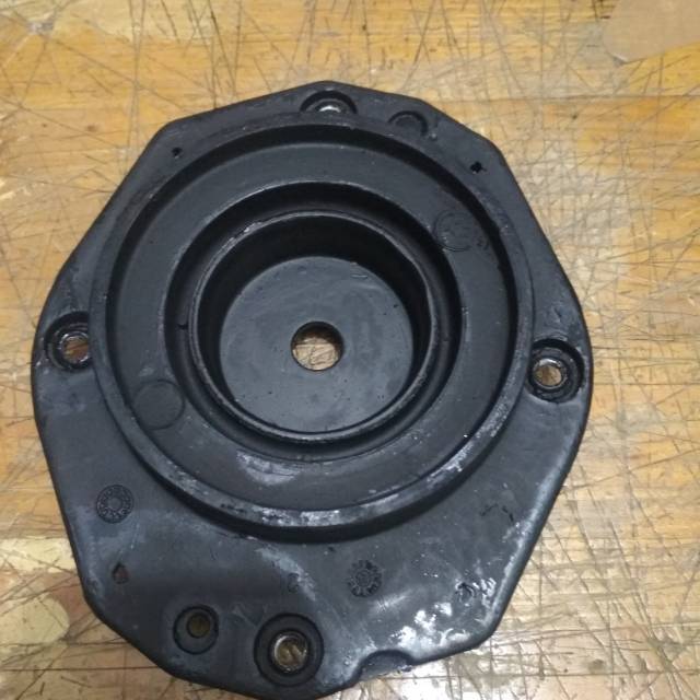 Karet support shockbreaker depan Peugeot 306