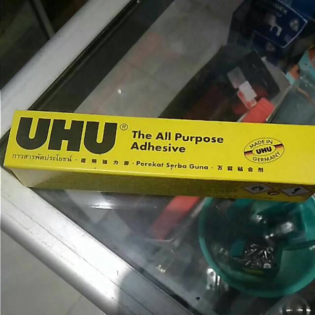 

Lem UHU