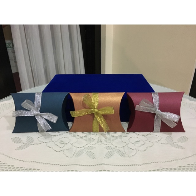 

BOX04 - 10 pcs Kotak Kado Hadiah Souvenir Mini Oval