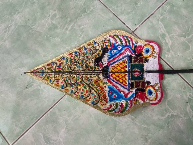 (BISA COD) KERAJINAN MINIATUR GUNUNGAN WAYANG KIDANGAN BIASA UKURAN 30 CM KULIT SAPI ASLI