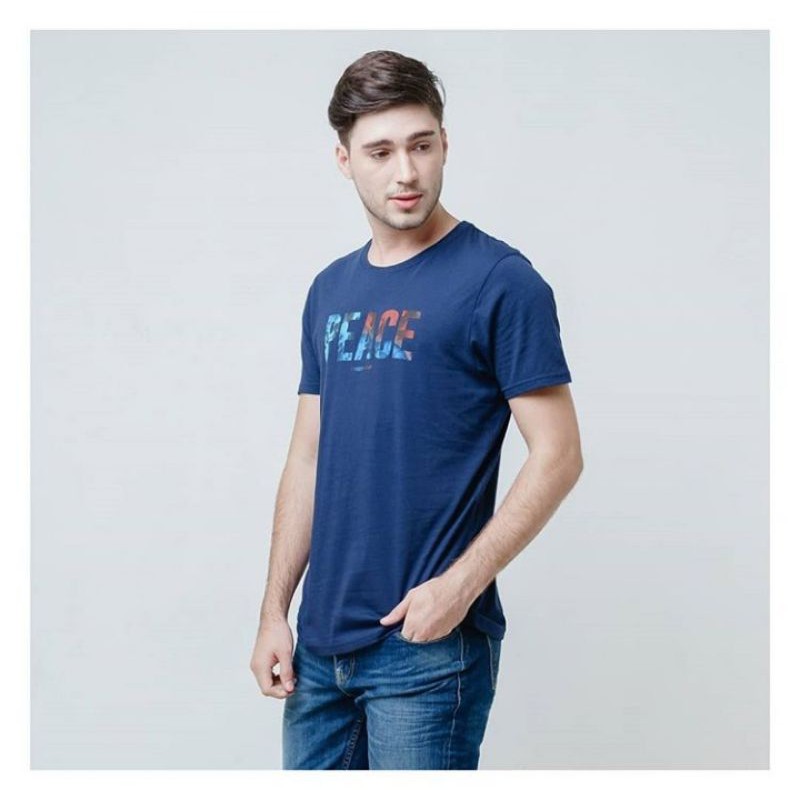 KAOS DISTRO GREENLIGHT KAOS PRIA PAKAIAN PRIA T-SHIRT BM ORI