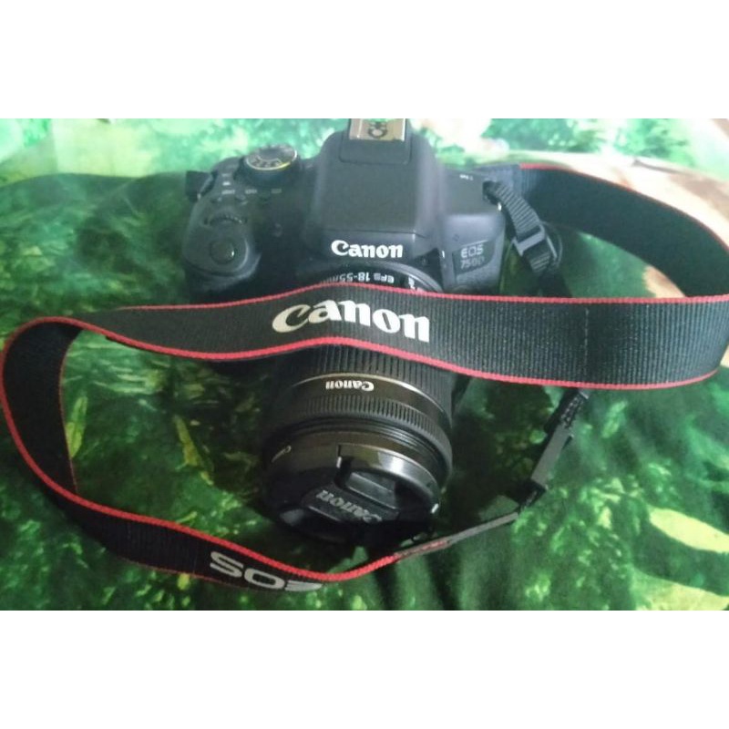 canon eos 750d second