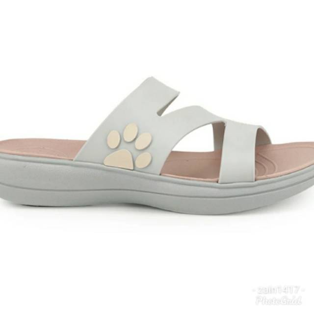 SANDAL SLIP ON HUSH PUPPIES PEVITA