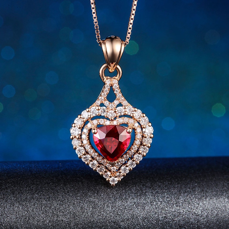 [Ready Stock]Fashion and Fully-Jewelled Micro-Inlaid Colorful Gem Love Heart Pendant Necklace