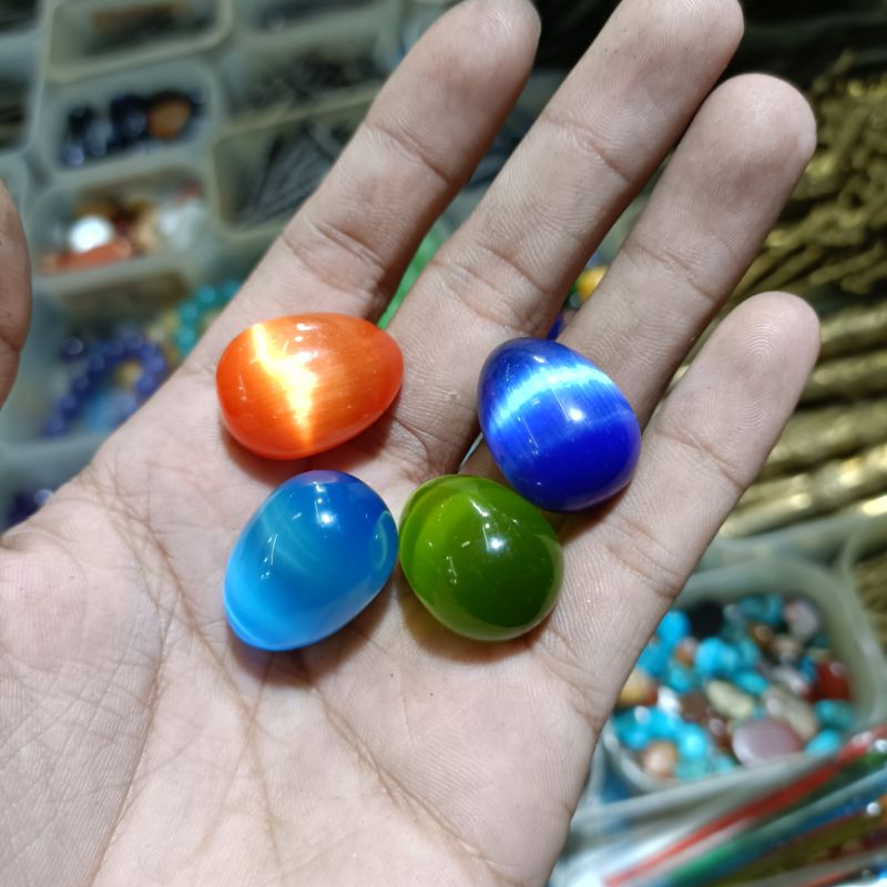 SPESIAL BARANG ANTIK BATU TELUR MATA KUCING