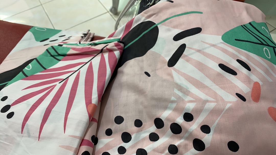 Sprei Double 160x200 And 140x200 Bahan Katun Star Cvc Lokal  Bisa Custom Ukuran  Kotak Pesan