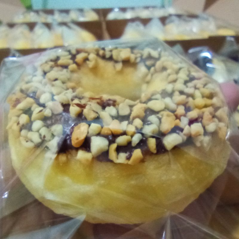 

donat kentang coklat kacang