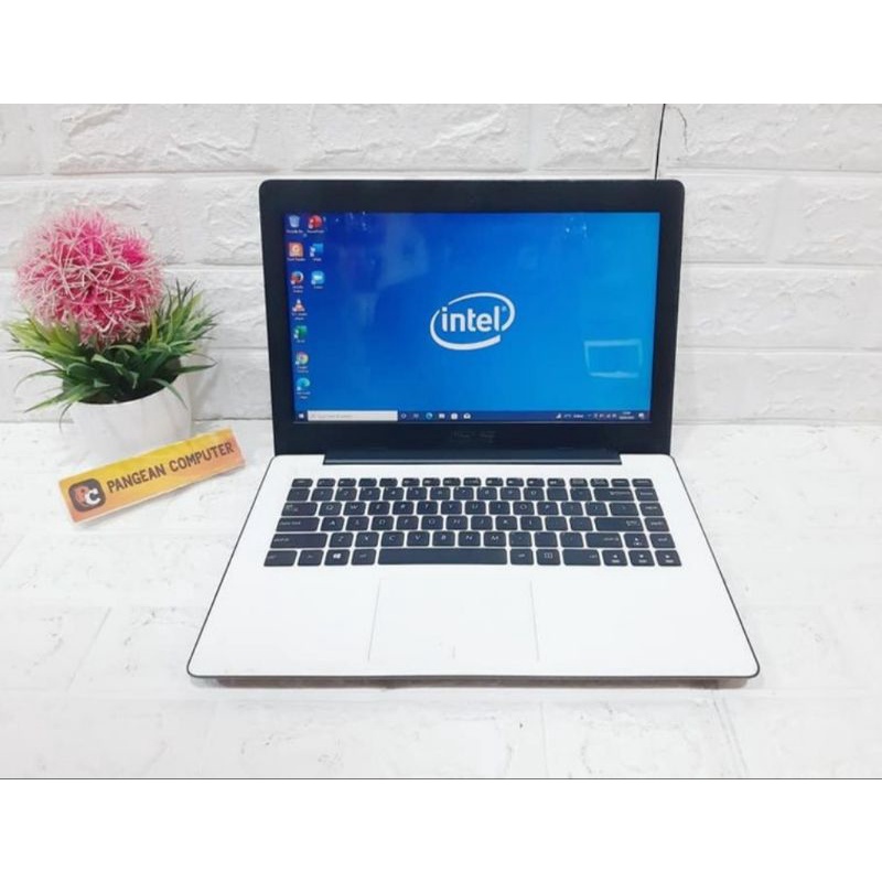 LAPTOP ASUS  14 inc I Ram 4 gb hdd 500gb