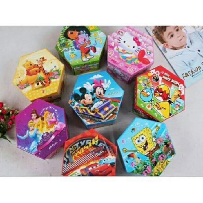 

me242 Crayon 4 in 1 set