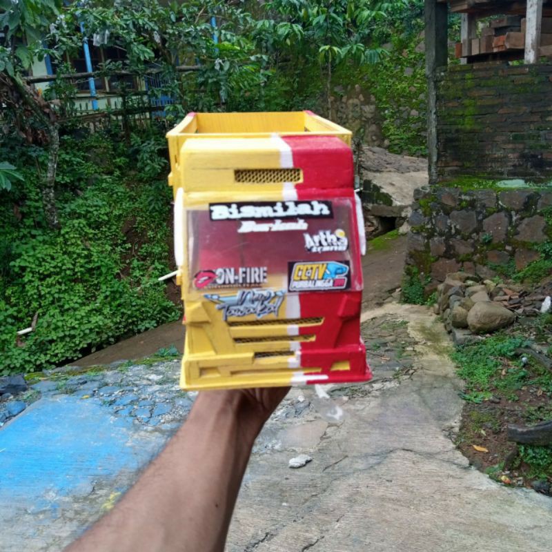 Truck Oleng Miniatur Truk Oleng Murah Bagus Bisa Belok Bisa Oleng