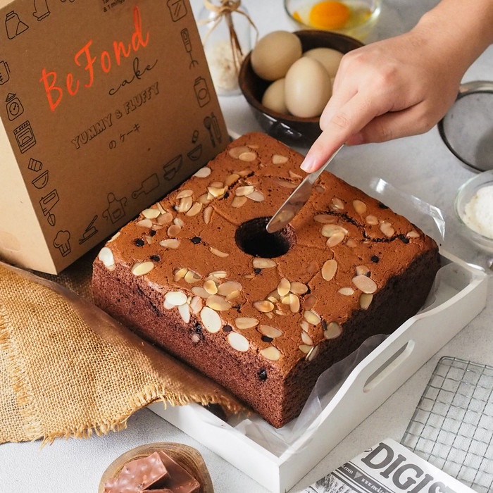

T20Re Choco Almond Cake - Fluffy Cake Uk 20X20Cm Ht51Gr